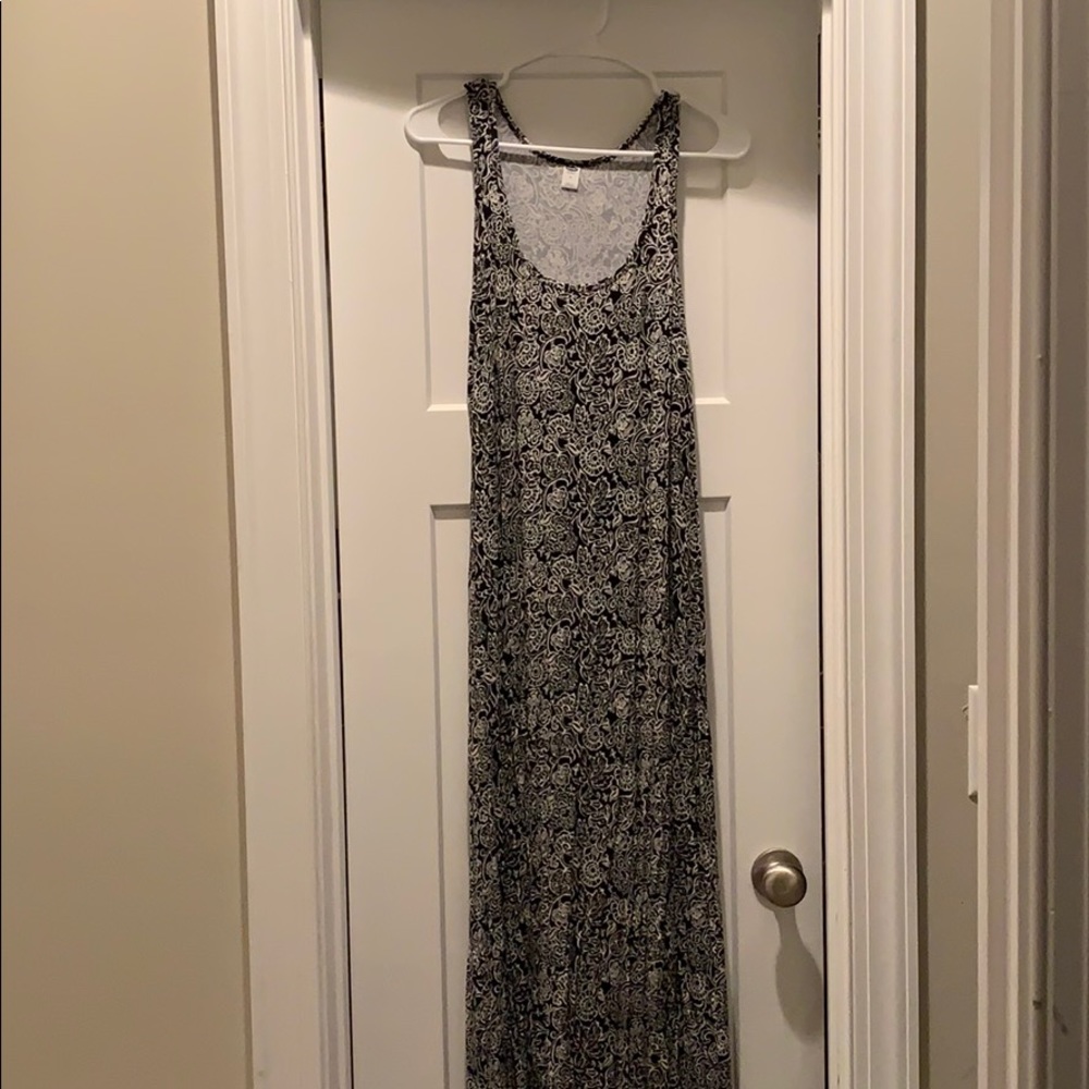 Old Navy Black Floral Maxi Dress Size M